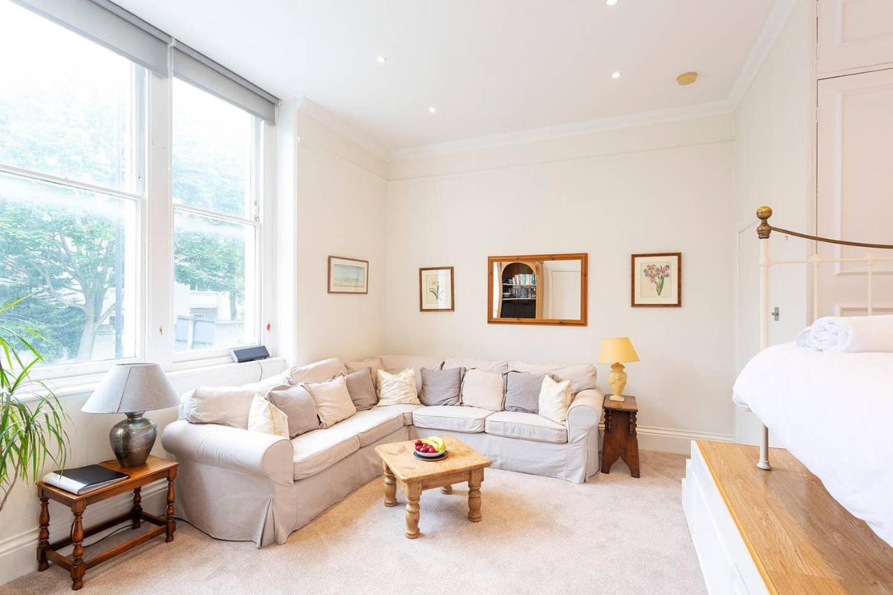 Charming Studio Near Clapham Common Lägenhet London Exteriör bild